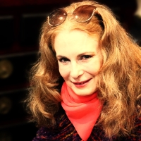Η δημοφιλής Ηθοποιός Elena Tonunts